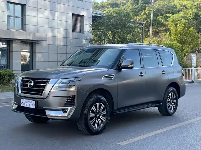 NISSAN TOURE 2020