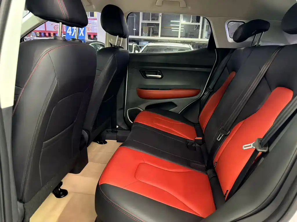 Haval H2s — миниатюра 9