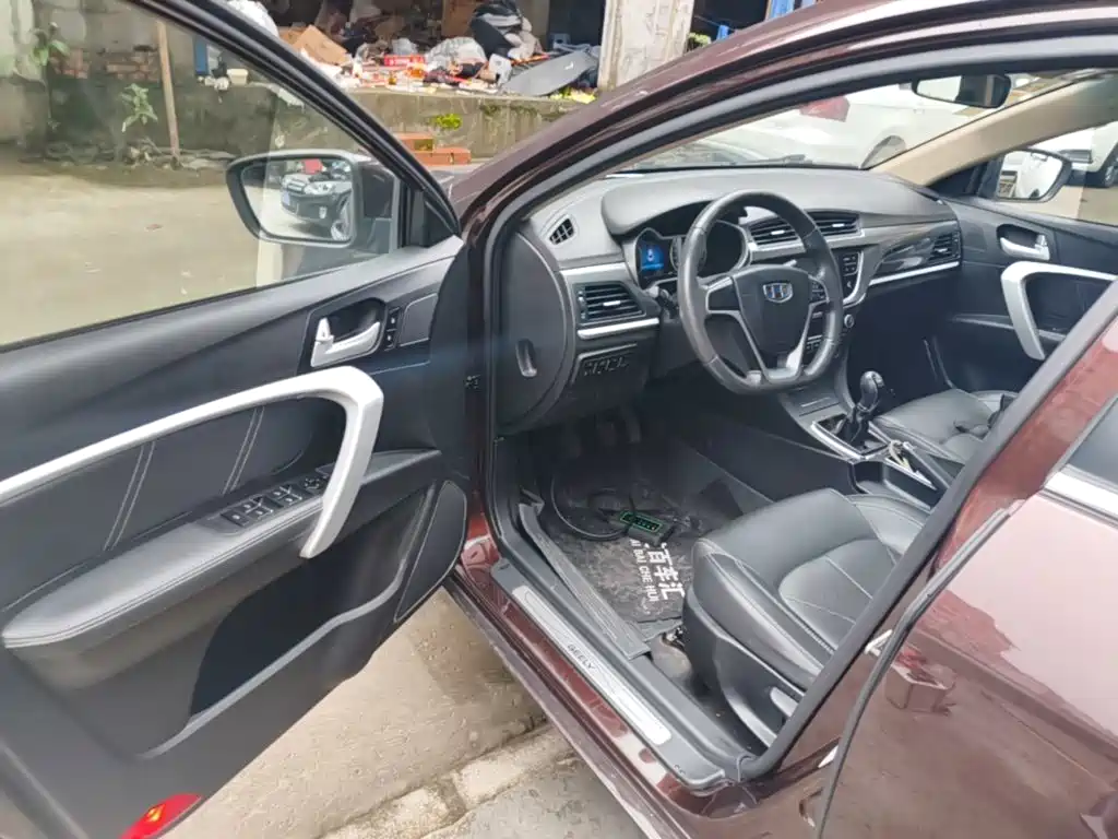 Geely Emgrand — миниатюра 16