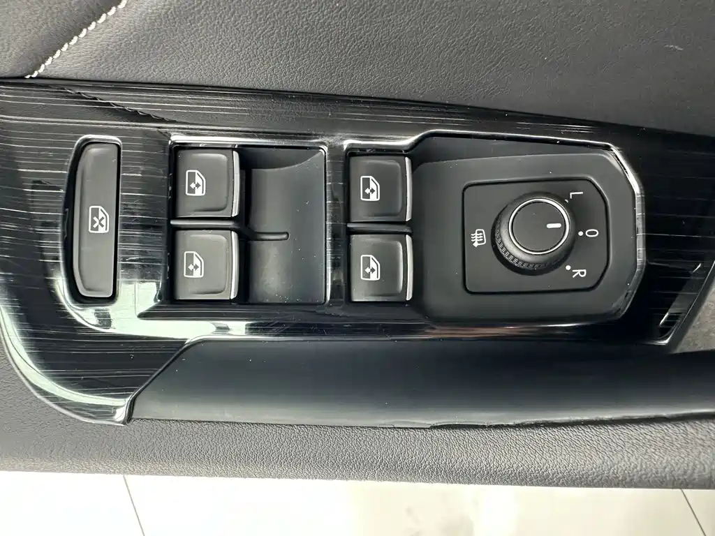 Volkswagen Magotan — миниатюра 10