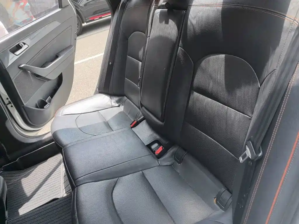 Hyundai Sonata — миниатюра 13