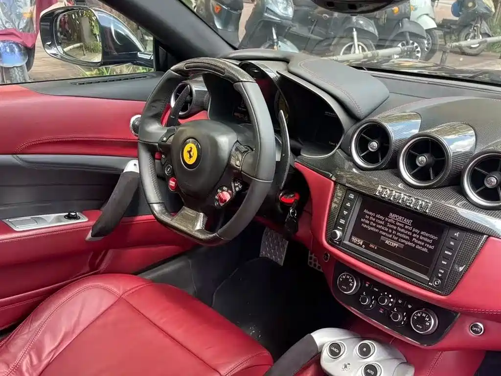 Ferrari FF 2012 6.3L V12
