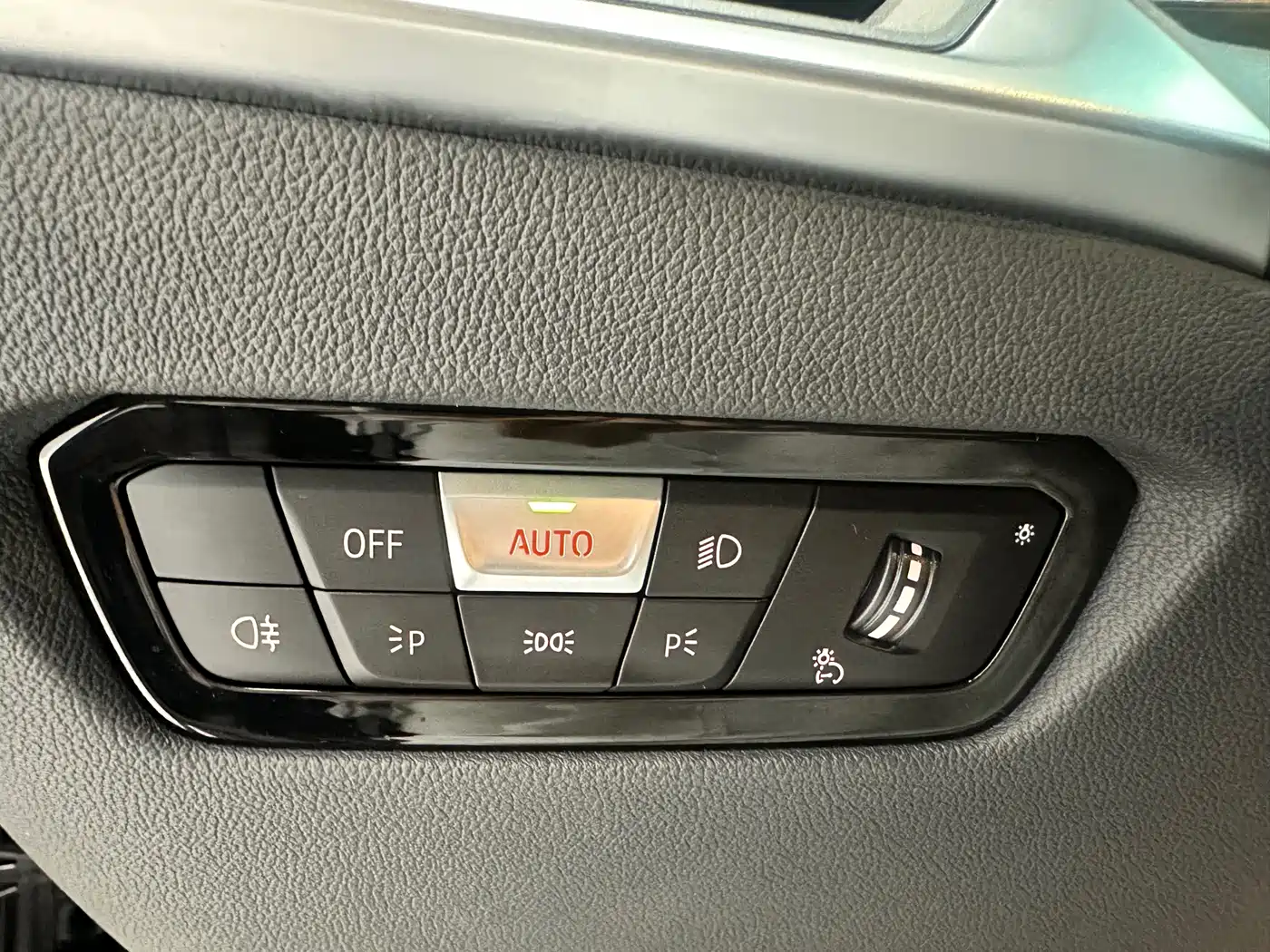 BMW 3 series id 4514178 из Китая 20