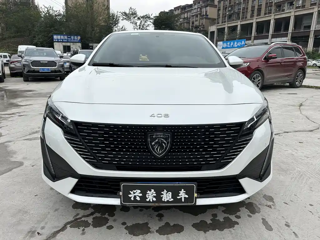 PEUGEOT 408