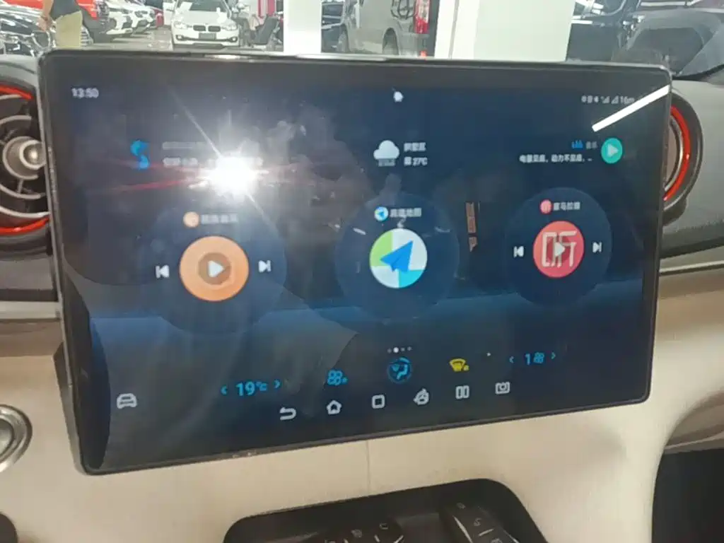 BYD Dolphin — миниатюра 13