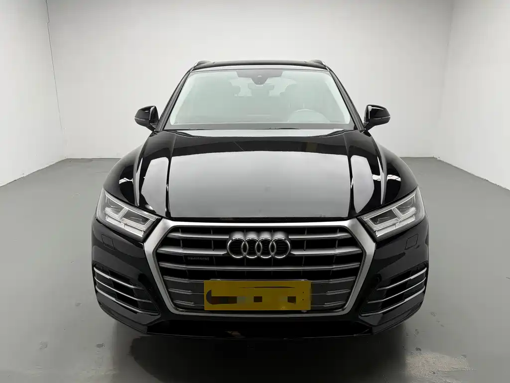 Audi Q5L — миниатюра 2
