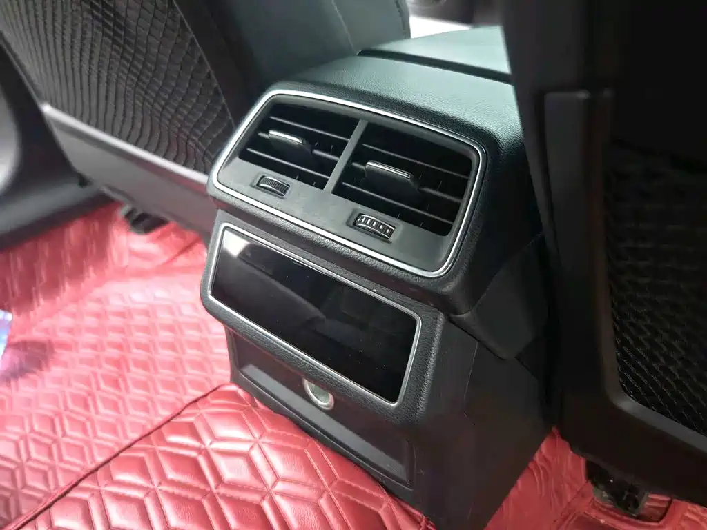 Audi A6L — миниатюра 8
