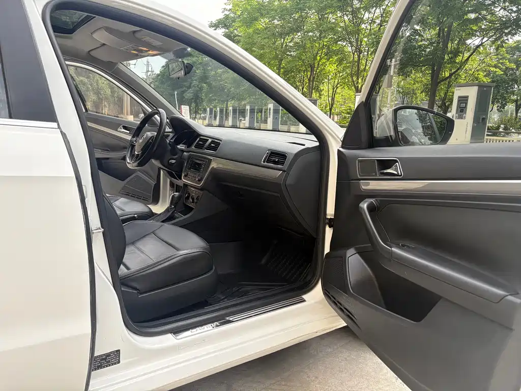 Volkswagen Lavida — миниатюра 14