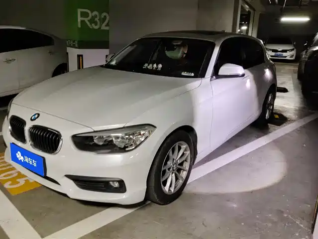 BMW 1 SERIES 2018