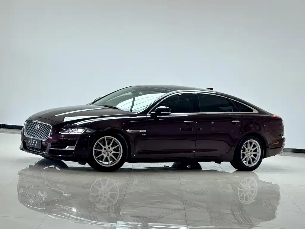 Jaguar XJ 2018