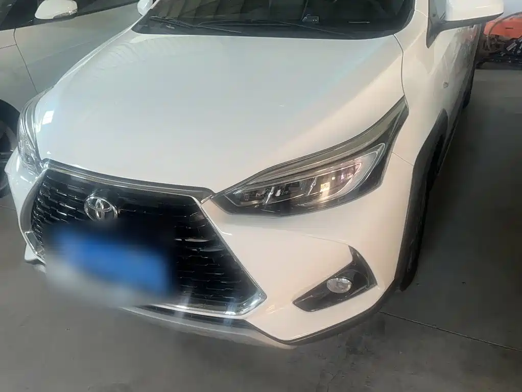 Toyota Yaris L — миниатюра 3