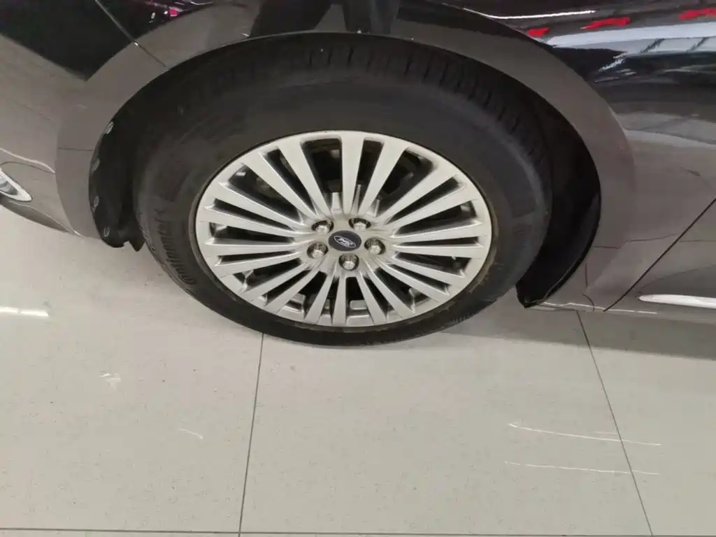 Ford Taurus — миниатюра 23