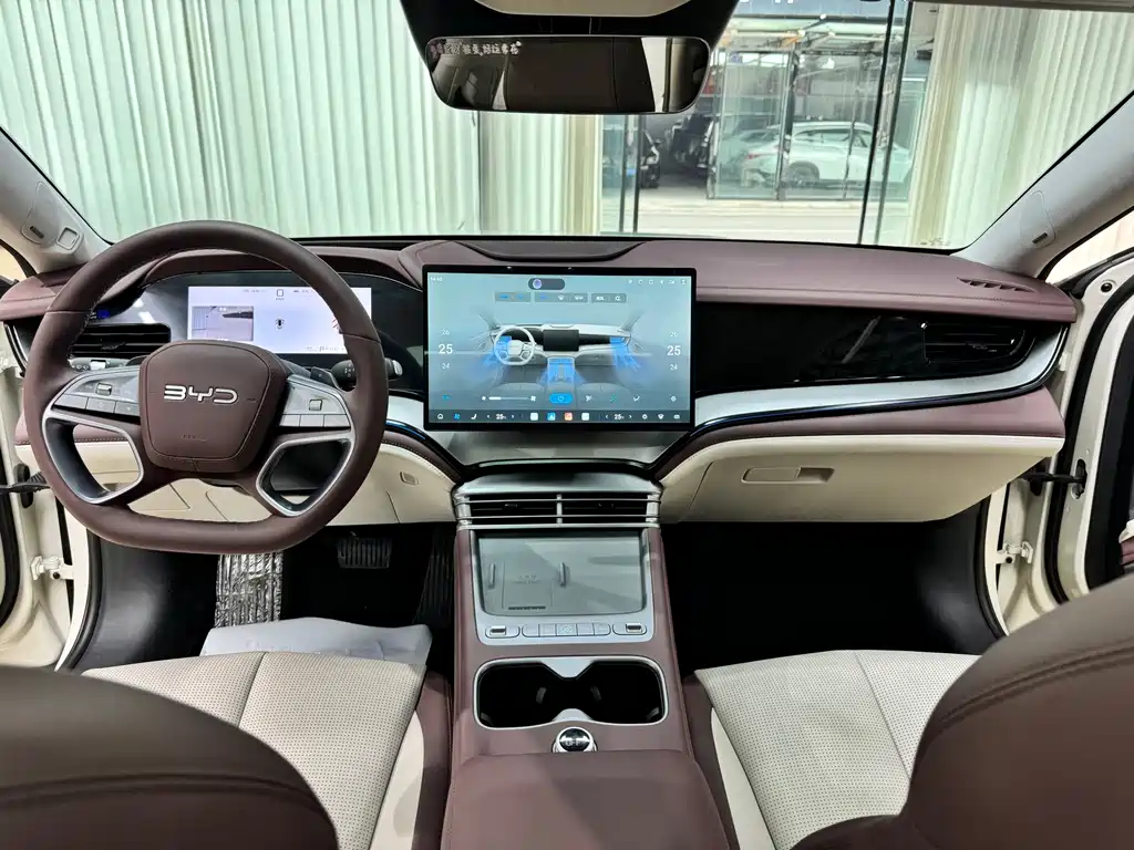 BYD 海豹07 EV — миниатюра 15