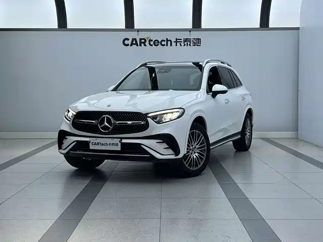 2023 Mercedes-Benz GLC
