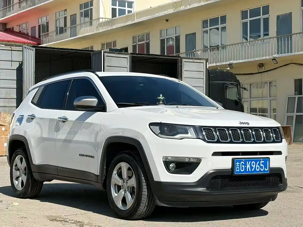 Jeep Compass — миниатюра 3