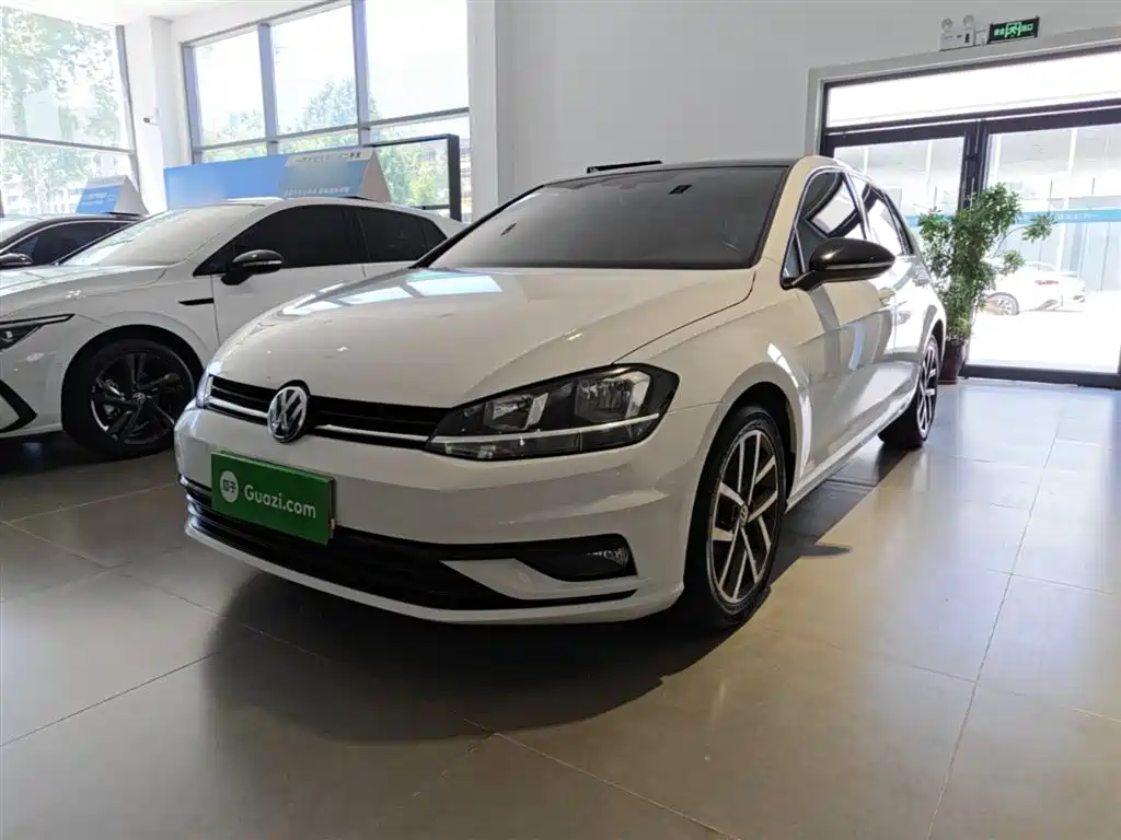 Volkswagen Golf 2020
