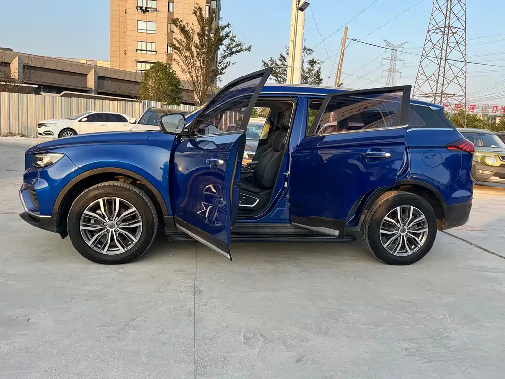 Geely Boyue — миниатюра 16