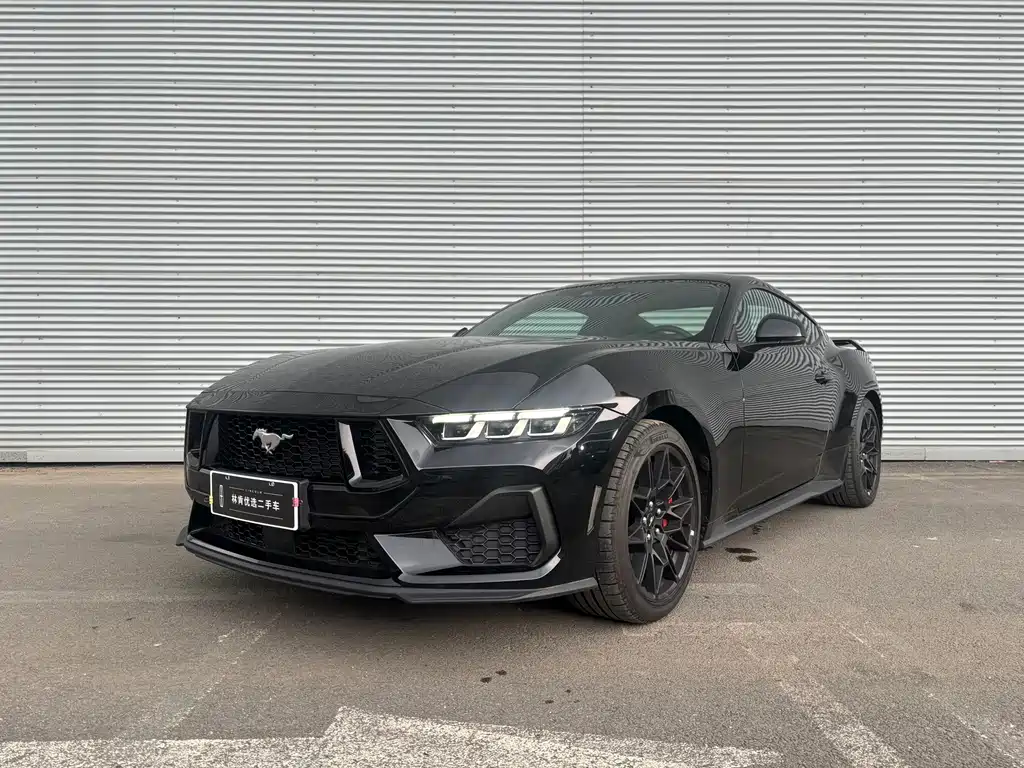 Заказать Ford Mustang 2026 года за 9 146 167 ₽  из Китая