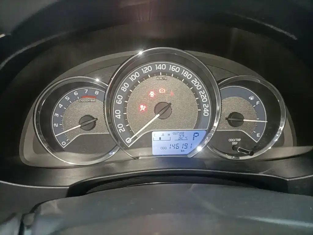 Toyota Corolla — миниатюра 12