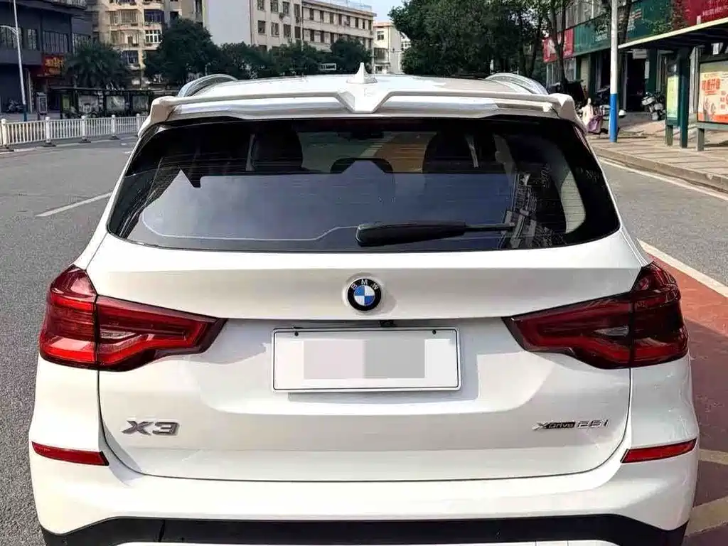 BMW X3 — миниатюра 8