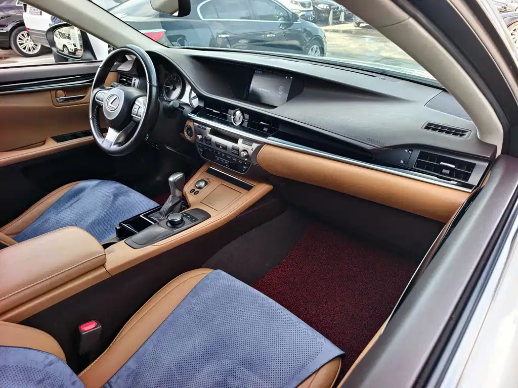Lexus ES — фотографии объявления, Фото 17