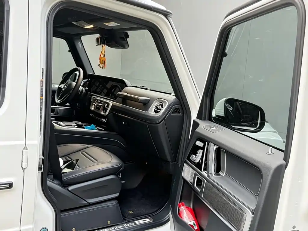 Mercedes-Benz G-Class — миниатюра 2