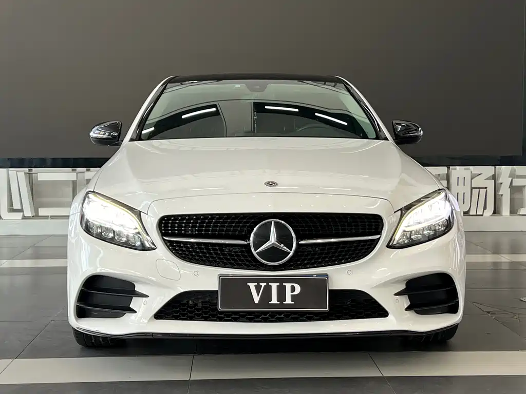 Mercedes-Benz C-Class — миниатюра 2