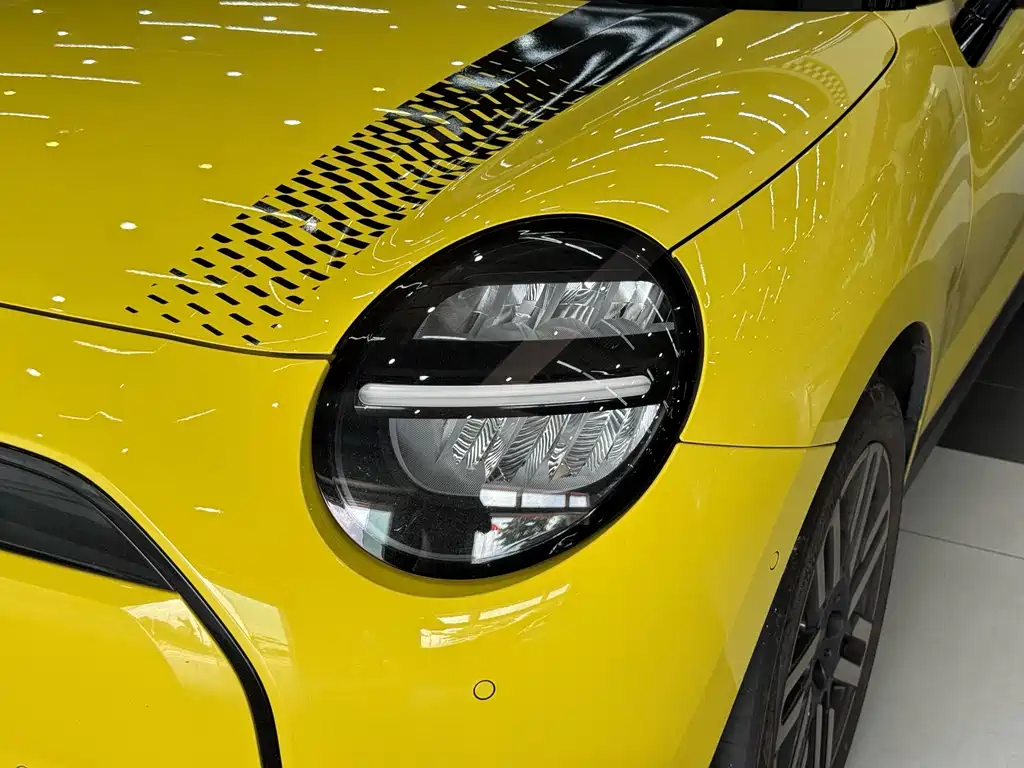 MINI MINI COOPER EV — миниатюра 3