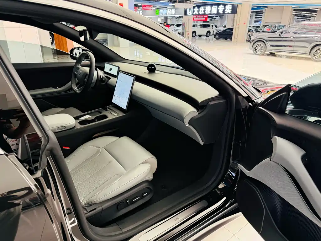 NIO ET5T 2024 75kWh Touring