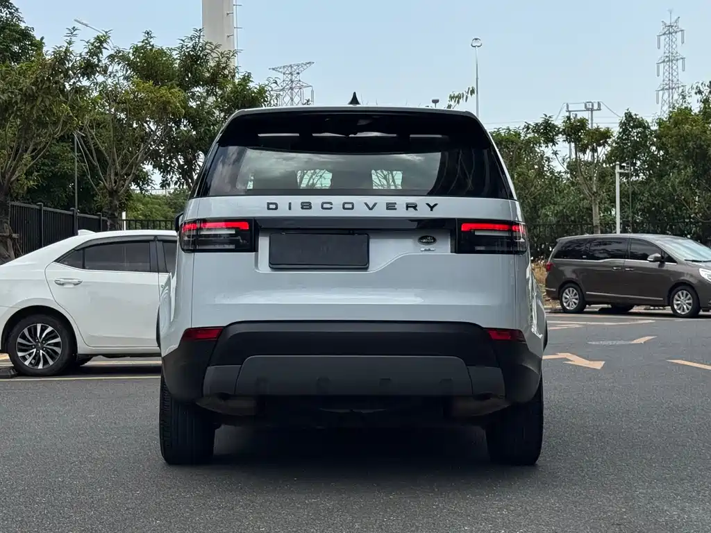 Land Rover Discovery — миниатюра 3
