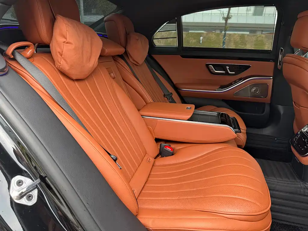 Mercedes-Benz S-Class — миниатюра 14