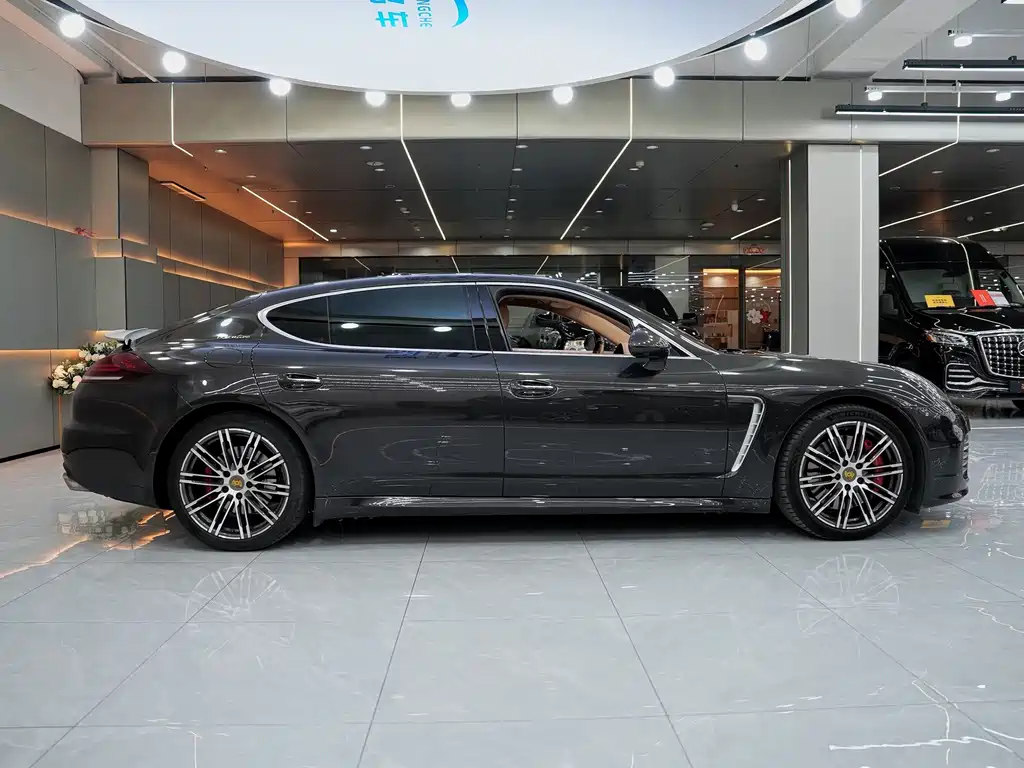 Porsche Panamera 2014 Panamera Turbo Executive 4.8T