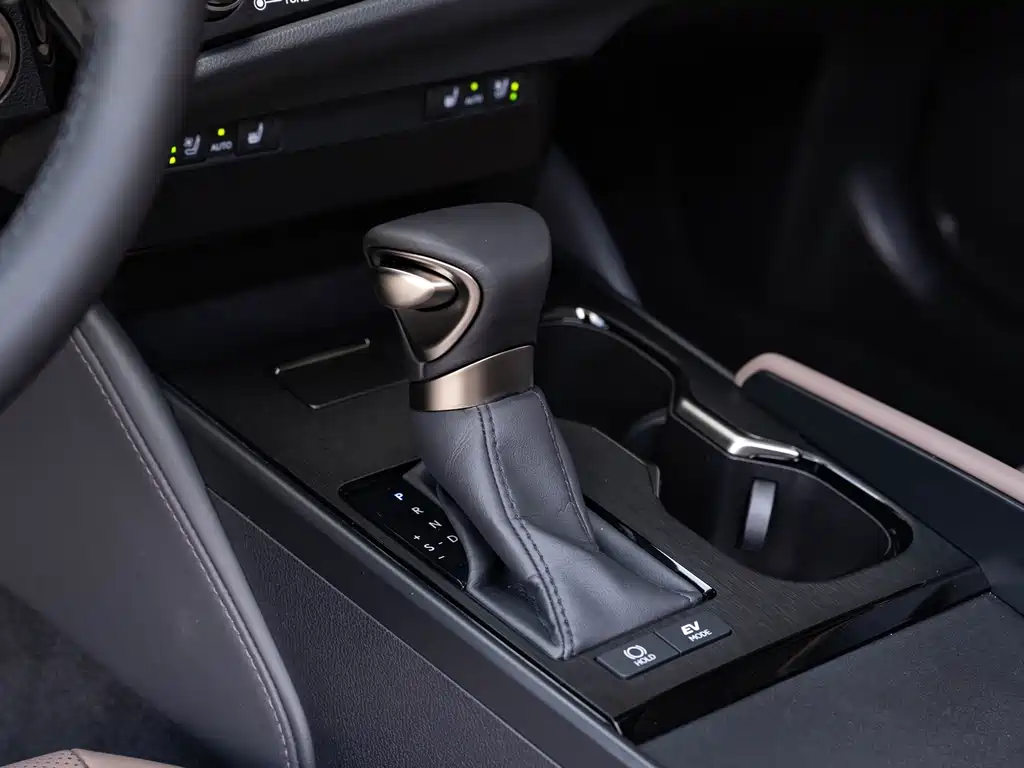 Lexus ES — миниатюра 14