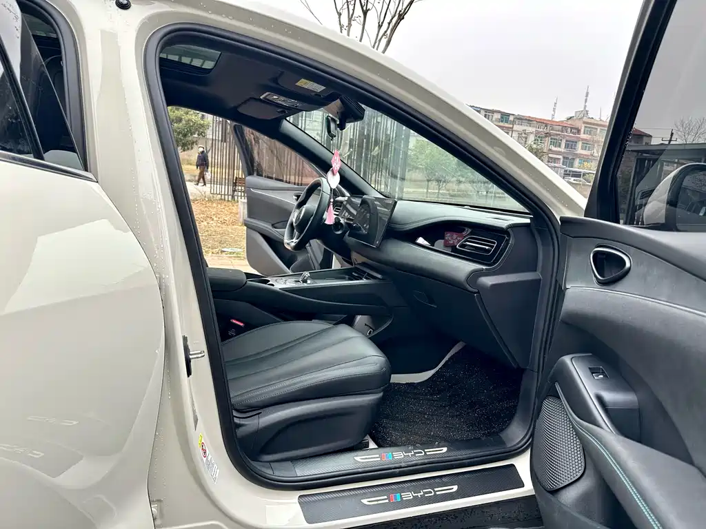 BYD SEAL 06 NEW ENERGY