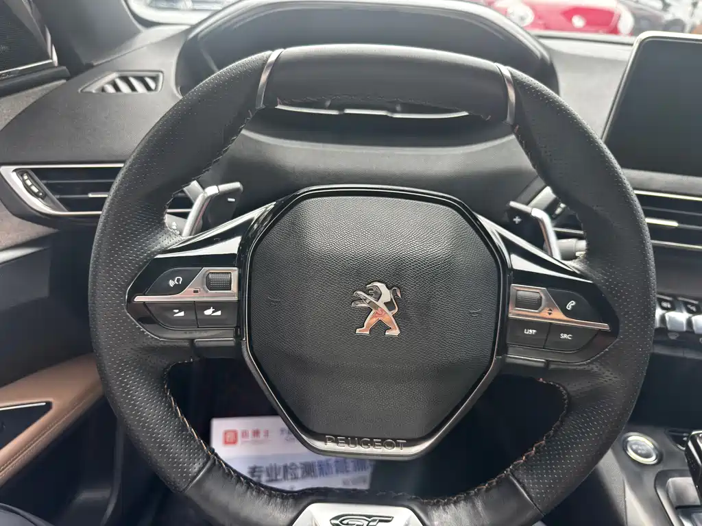 Peugeot 5008 — миниатюра 10