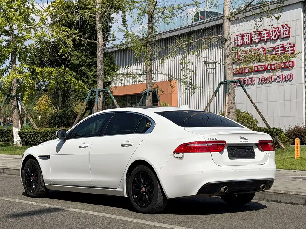 Jaguar XEL — миниатюра 4