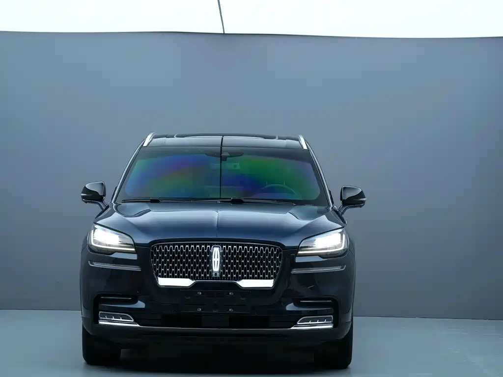 Lincoln Aviator — миниатюра 2