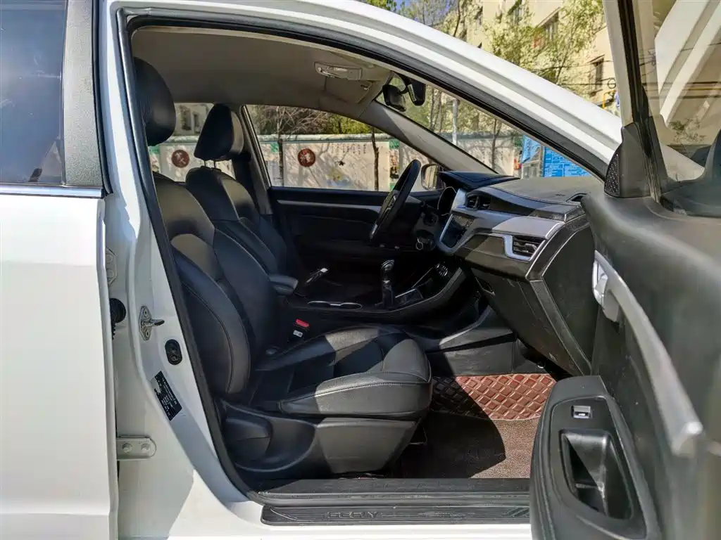 Geely Vision Facelift 1.5L Manual Asian Games Edition, фото 8