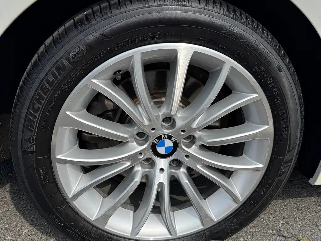 BMW 5 Series 5 2014 525Li Luxury