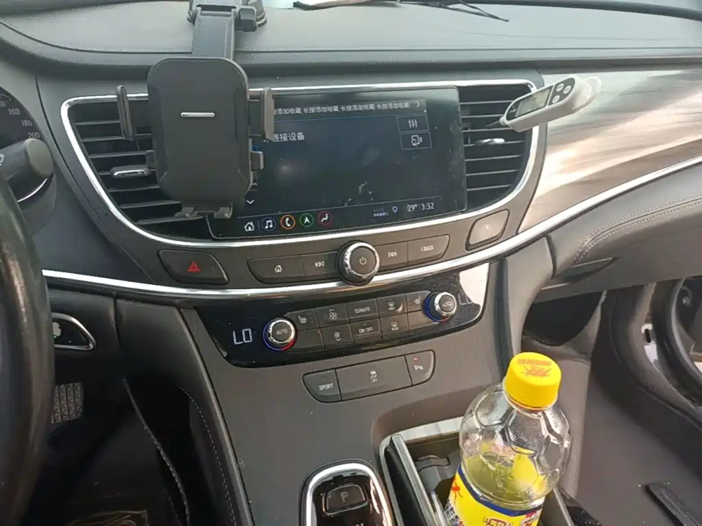 Buick LaCrosse — миниатюра 13
