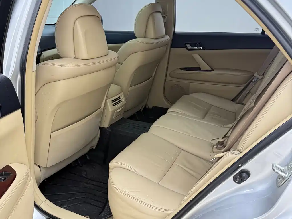 Toyota Reiz — миниатюра 16