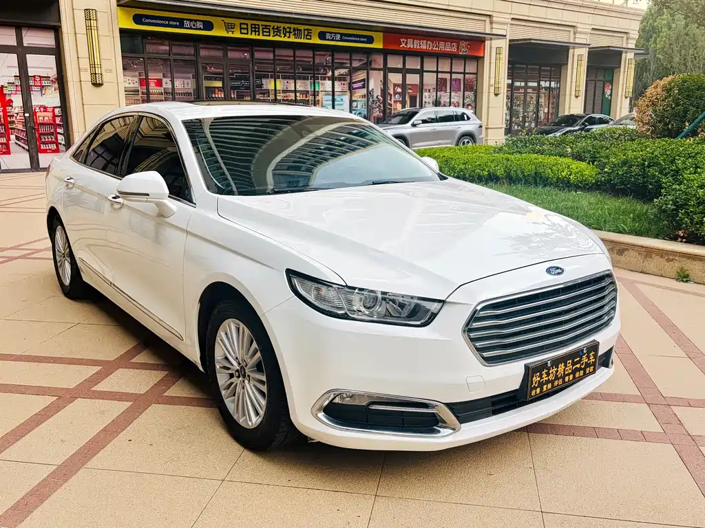 Ford Taurus — миниатюра 3