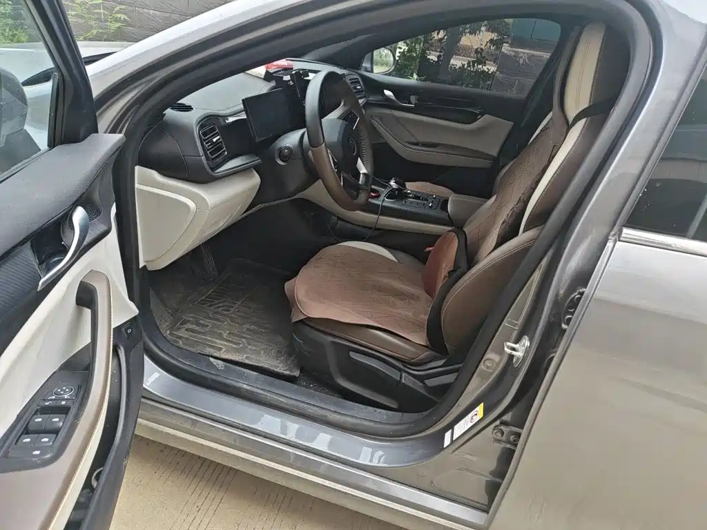 BYD Qin PLUS — миниатюра 12