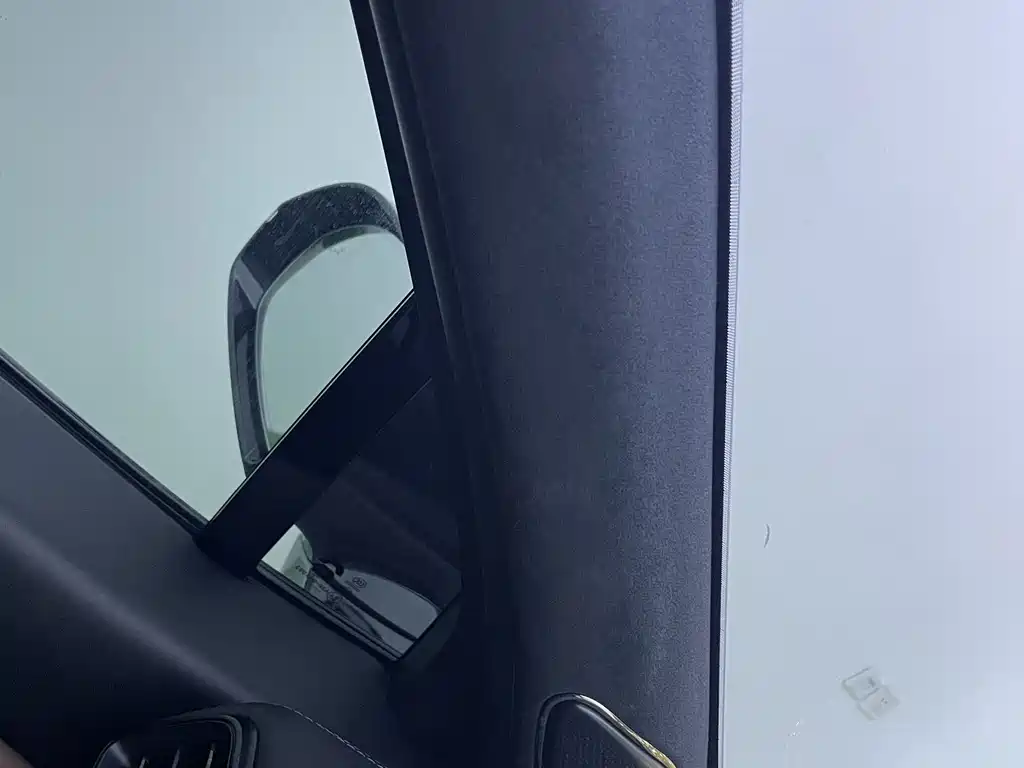 NIO ES8 — миниатюра 11