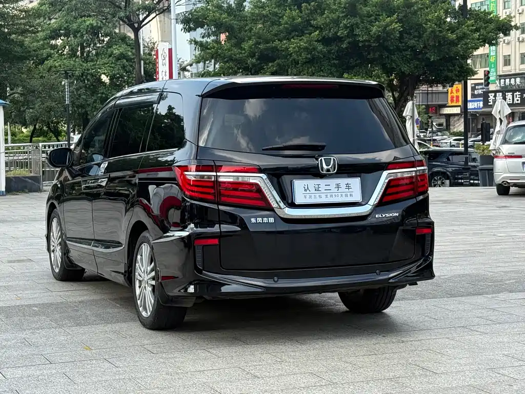 Honda Elysion — миниатюра 9