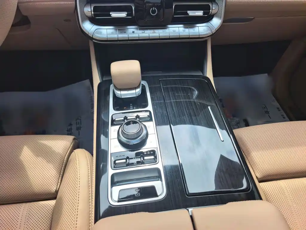 BAIC BJ60 2024 5 мест