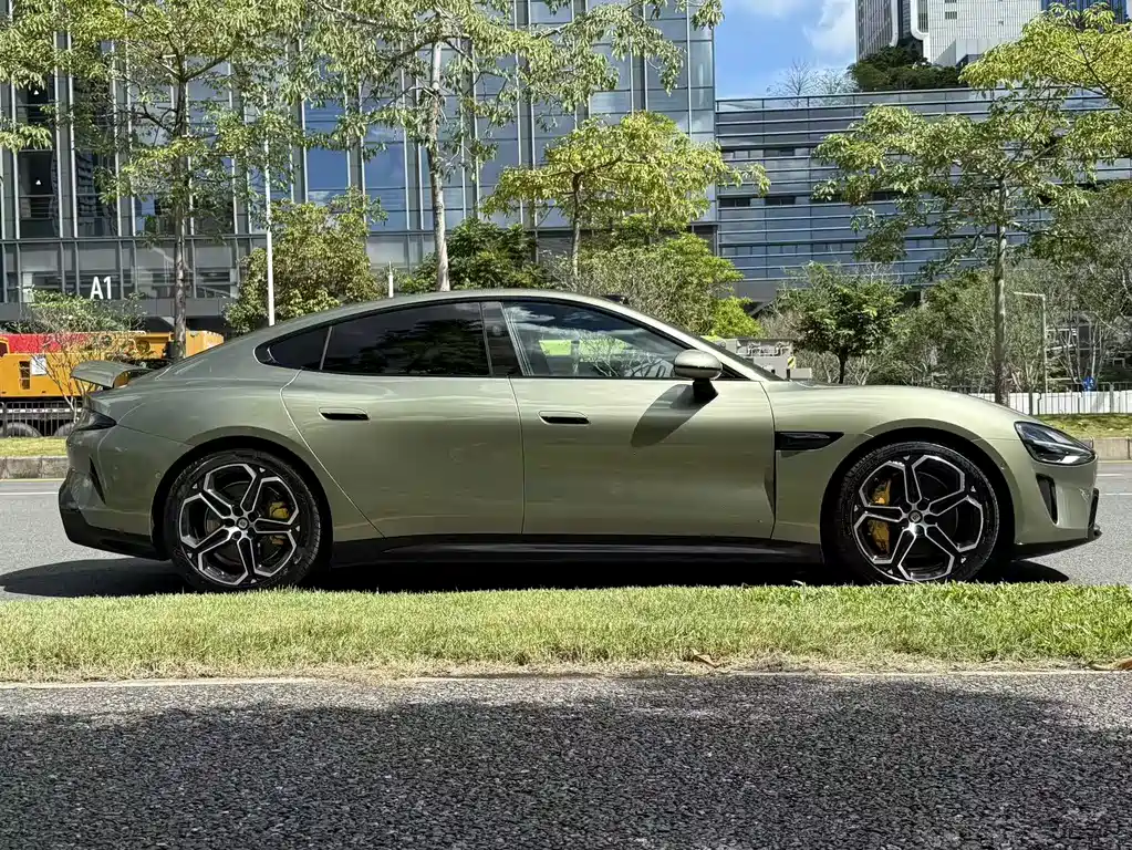 XIAOMI CAR XIAOMI SU7