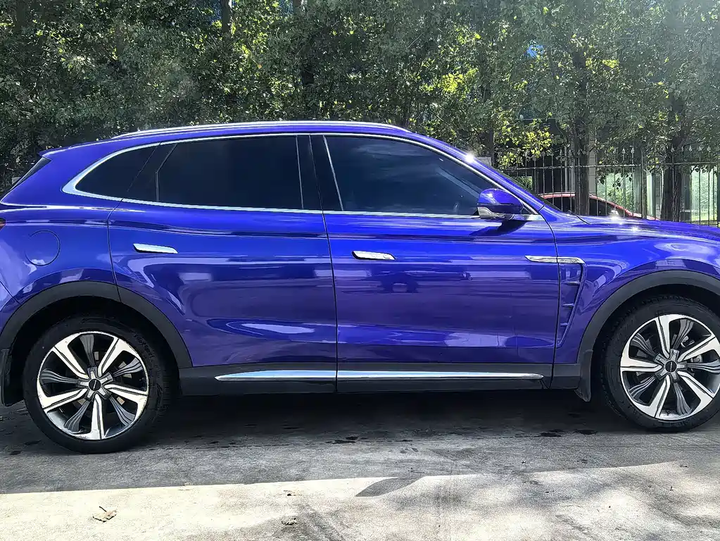 Roewe MARVEL X — миниатюра 4