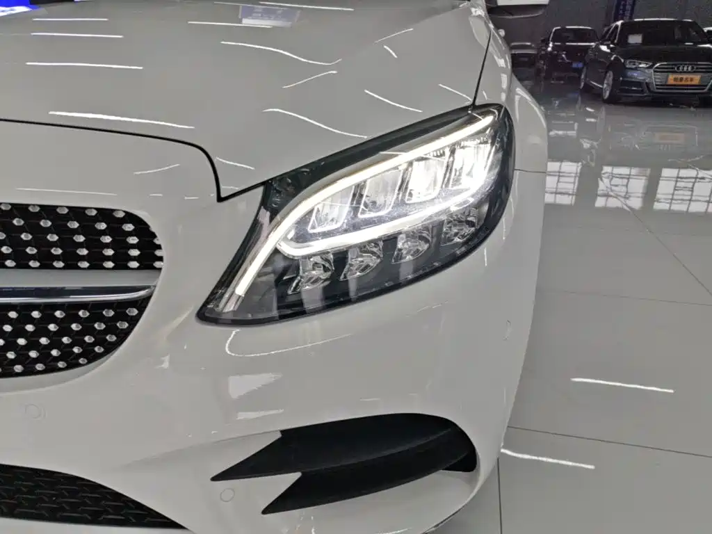 Mercedes-Benz C-Class — миниатюра 24