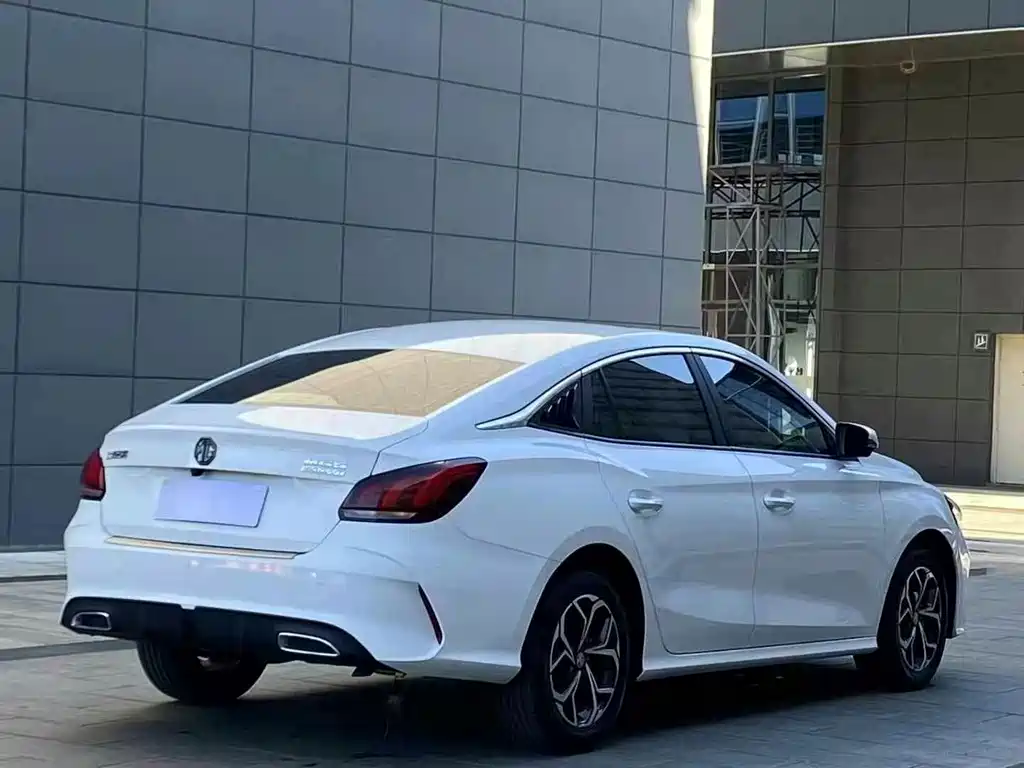 MG MG5 — миниатюра 9
